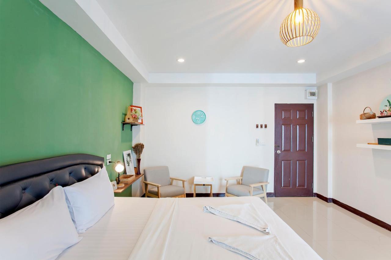 Cozzi By Grand Airport Resort Бангкок Экстерьер фото